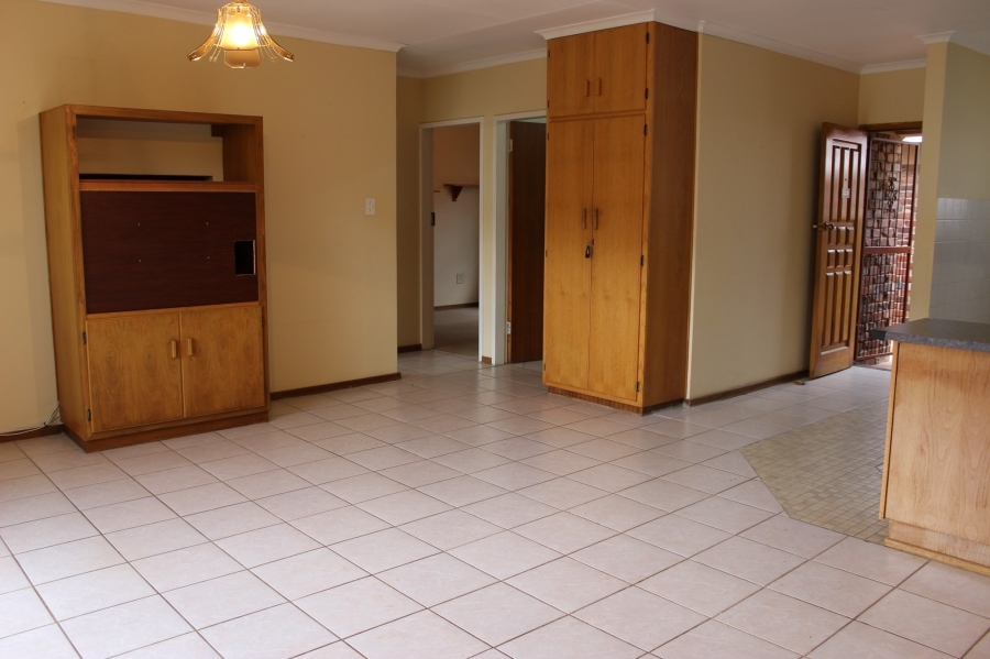 2 Bedroom Property for Sale in Heuwelsig Free State
